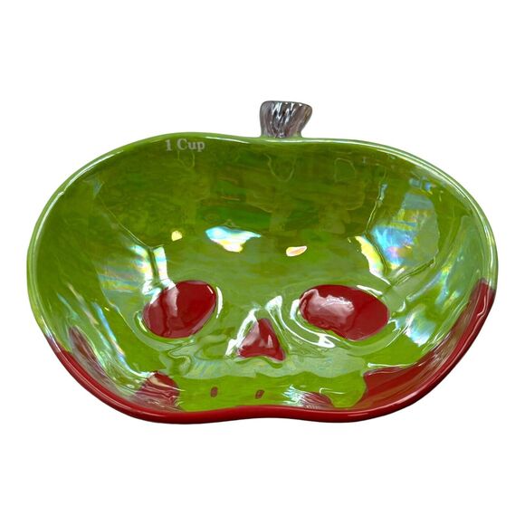 Disney VILLAINS Poison Apple Measuring Cups Set Witchy Decor Goth Hand Painted - Picture 11 of 15